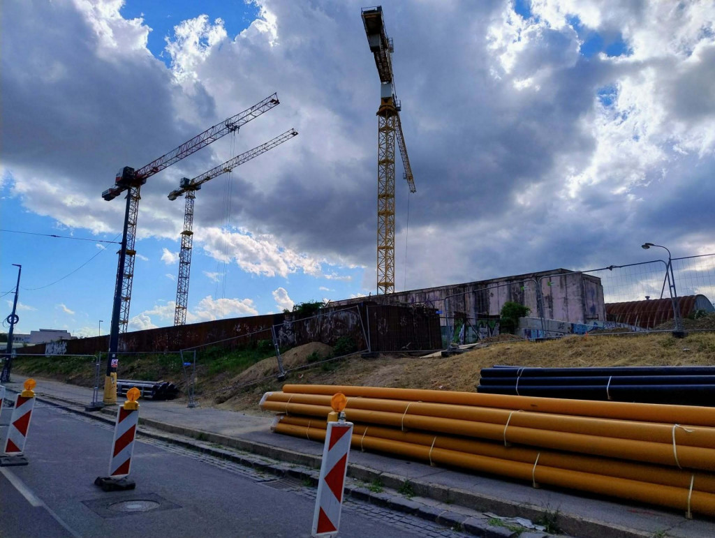 Ak m&aacute; byť b&yacute;vanie dostupnej&scaron;ie, mus&iacute; sa zv&yacute;&scaron;iť jeho ponuka. FOTO: HN/Ivan Szab&oacute;