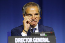 Riaditeľ Medzin&aacute;rodnej agent&uacute;ry pre at&oacute;mov&uacute; energiu Rafael Grossi počas 70. Gener&aacute;lnej konferencie vo Viedni v pondelok 14. septembra 2026. FOTO: TASR/AP