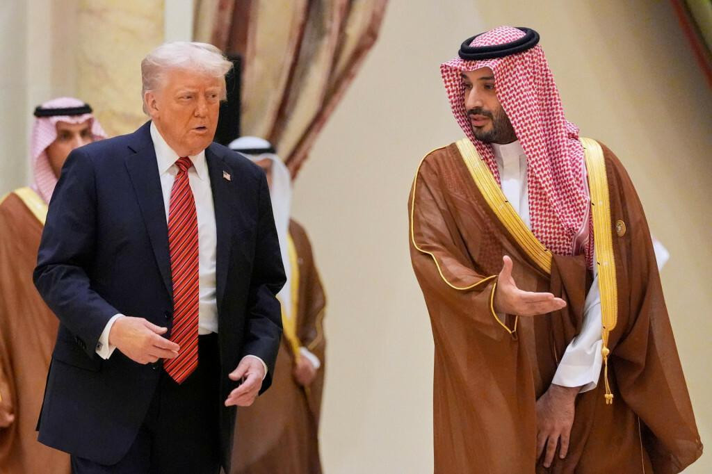 Stretnutie sa uskutočnilo niekoľko dn&iacute; po tom, čo bin Salm&aacute;n požiadal americk&eacute;ho prezidenta Donalda Trumpa o pomoc v bojoch proti jemensk&yacute;m povstalcom h&uacute;s&iacute;ovcom. FOTO: TASR/AP