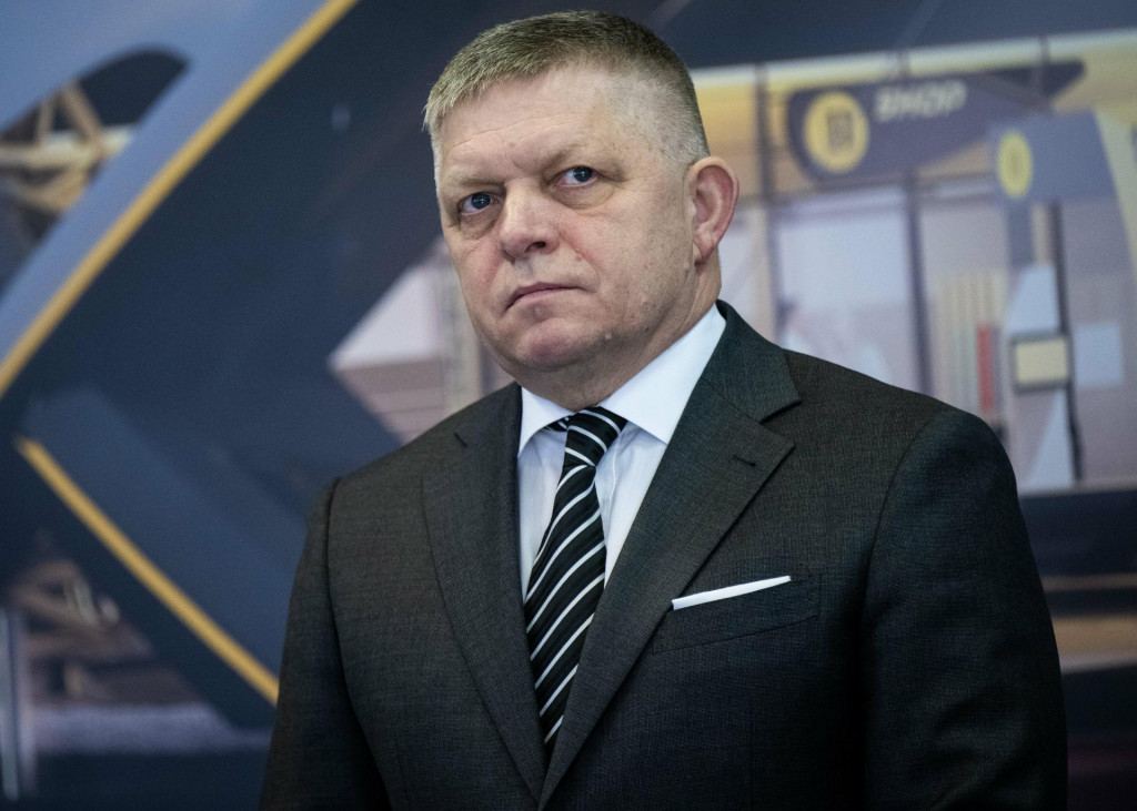 Na sn&iacute;mke je predseda vl&aacute;dy Robert Fico.

FOTO: TASR/ J. Kotian