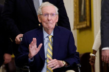 Republik&aacute;nsky sen&aacute;tor Mitch McConnell. FOTO: Reuters