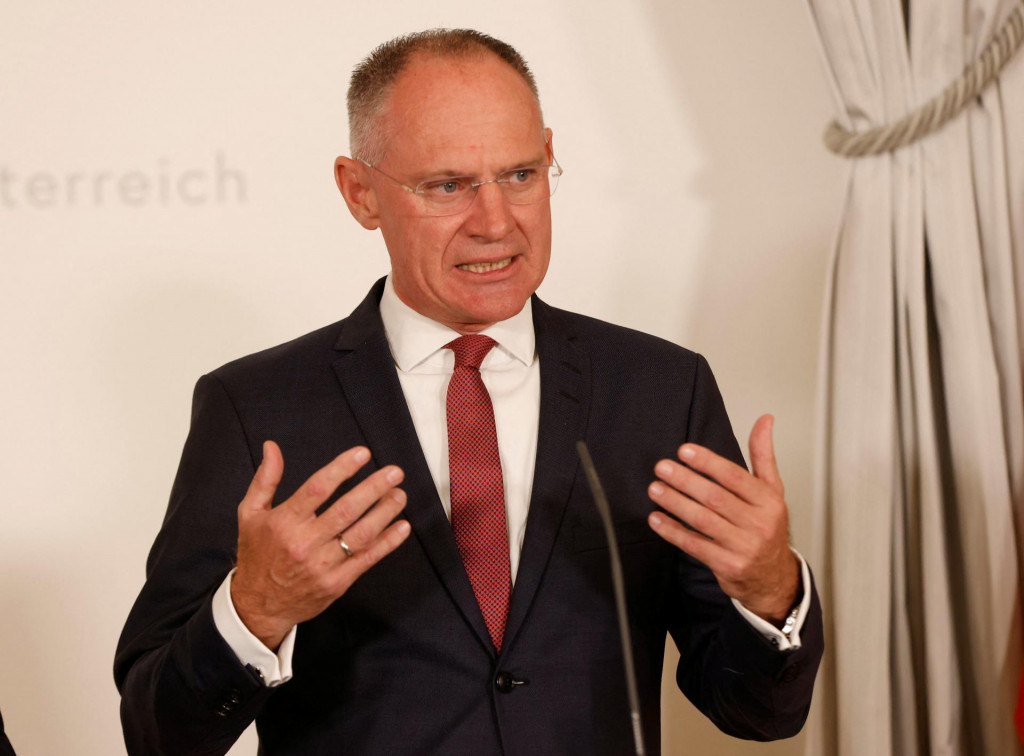 Rak&uacute;sky minister vn&uacute;tra Gerhard Karner. FOTO: Reuters